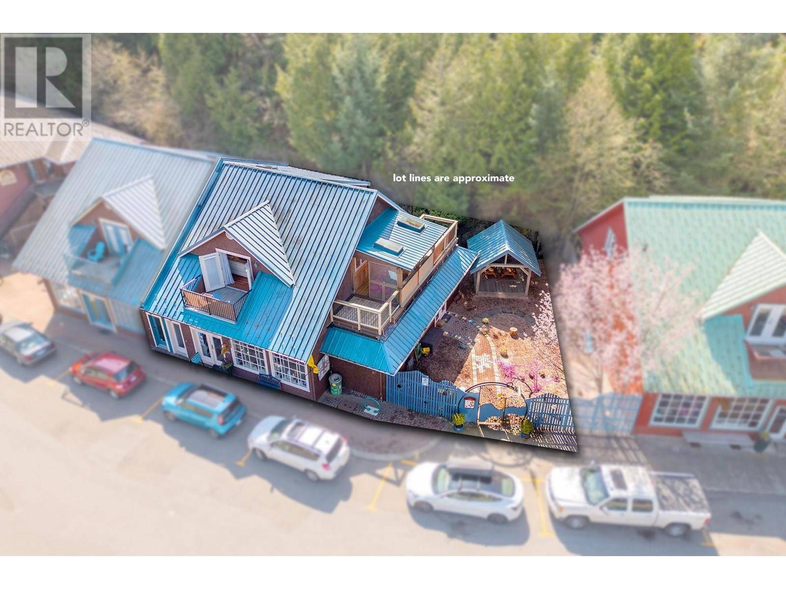 585 ARTISAN LANE, Bowen Island, BC V0N1G2