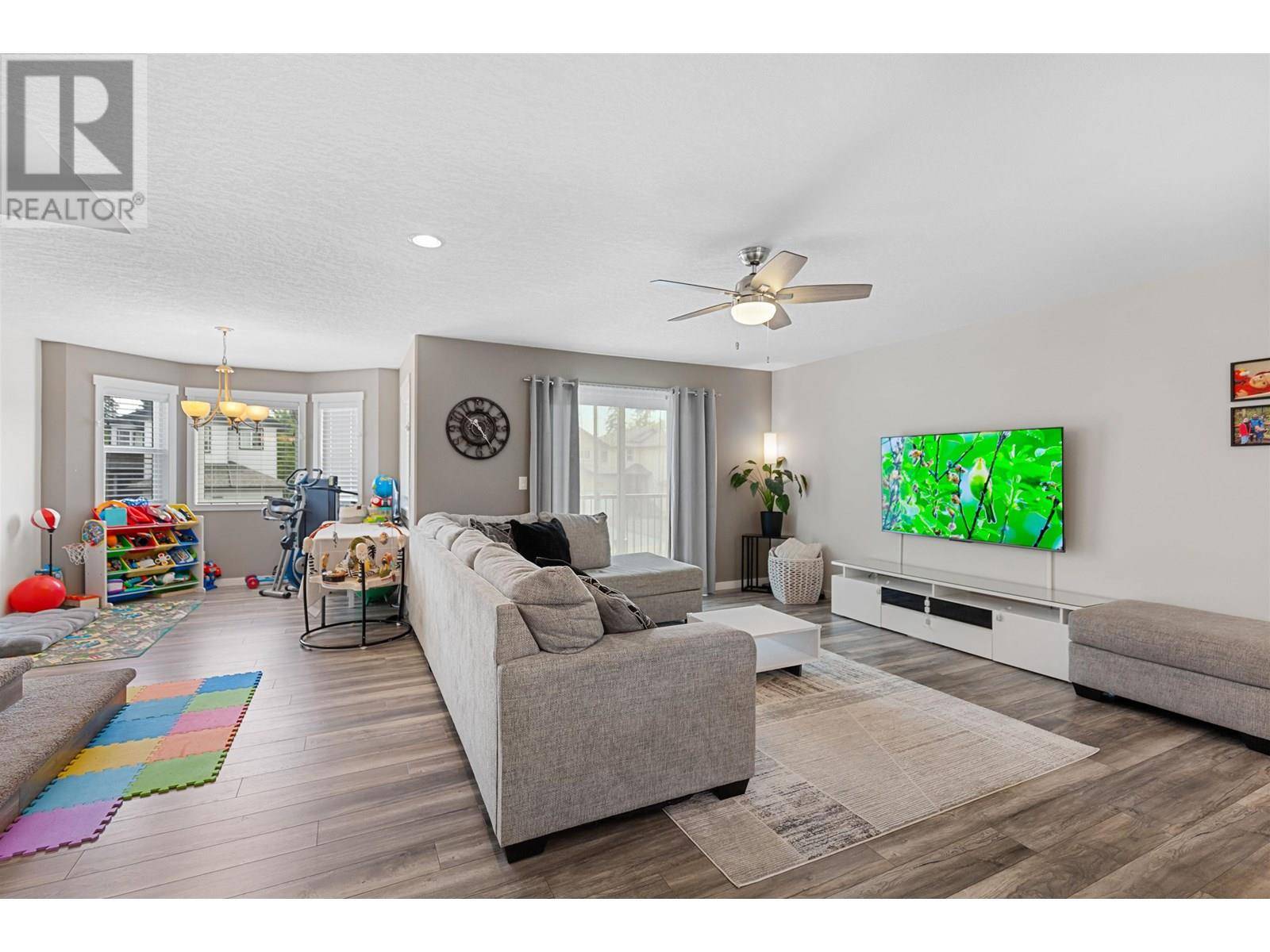 Prince George, BC V2N0C2,7645 CREEKSIDE WAY