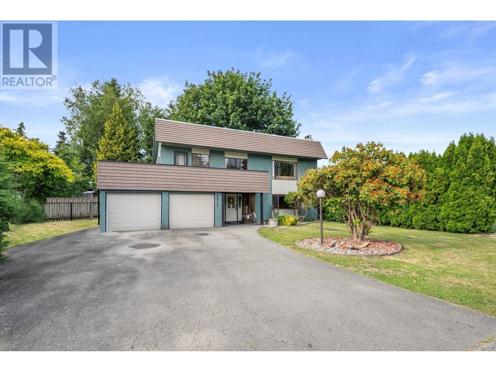 22101 CANUCK CRESCENT, Maple Ridge, BC V2X4G1