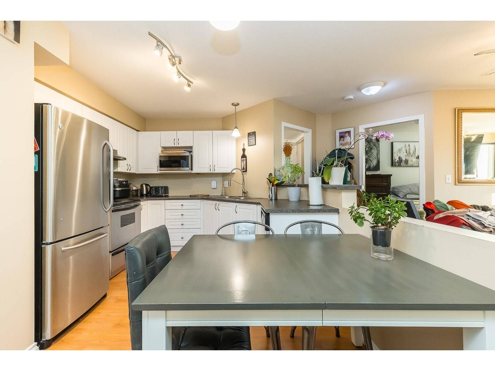 Mission, BC V2V6J3,33599 2 #211