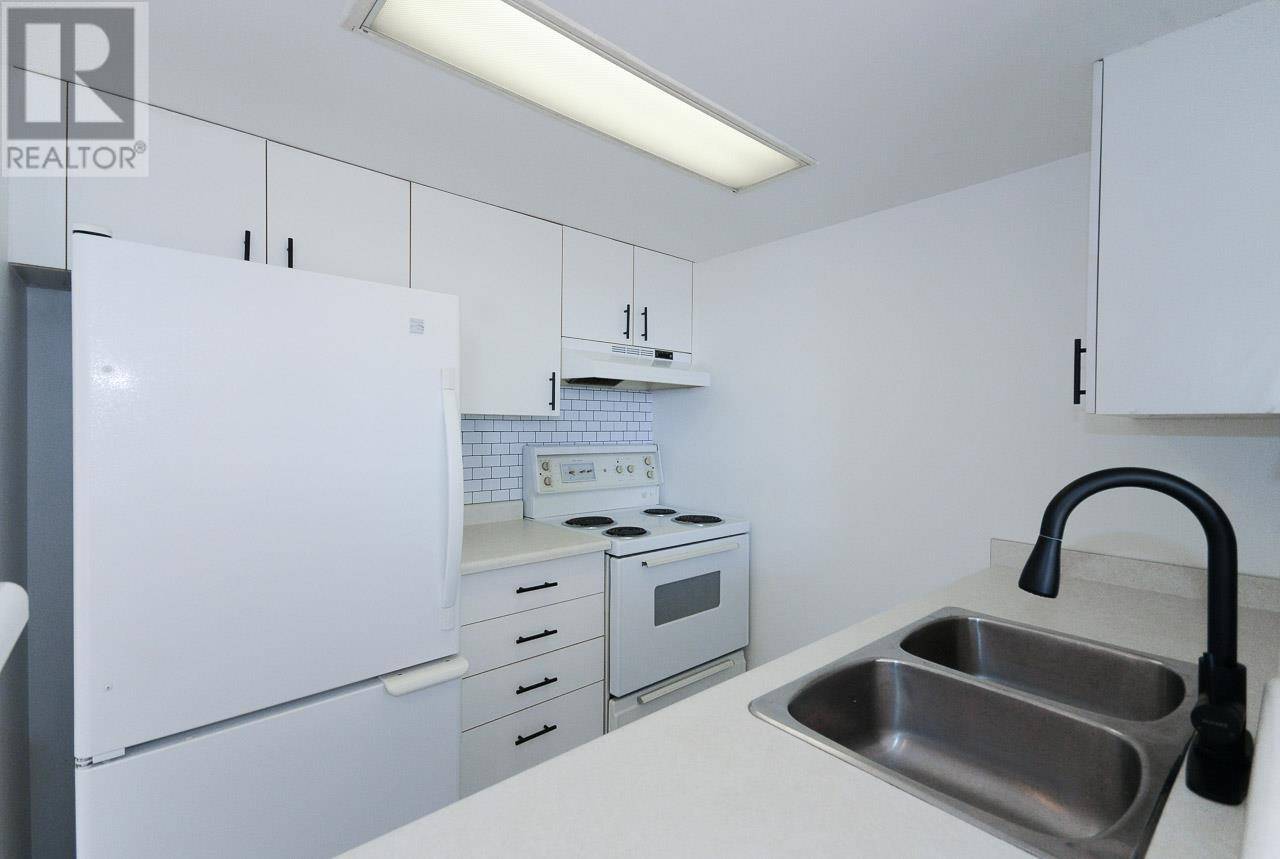 New Westminster, BC V3M6R4,828 AGNES ST #1007
