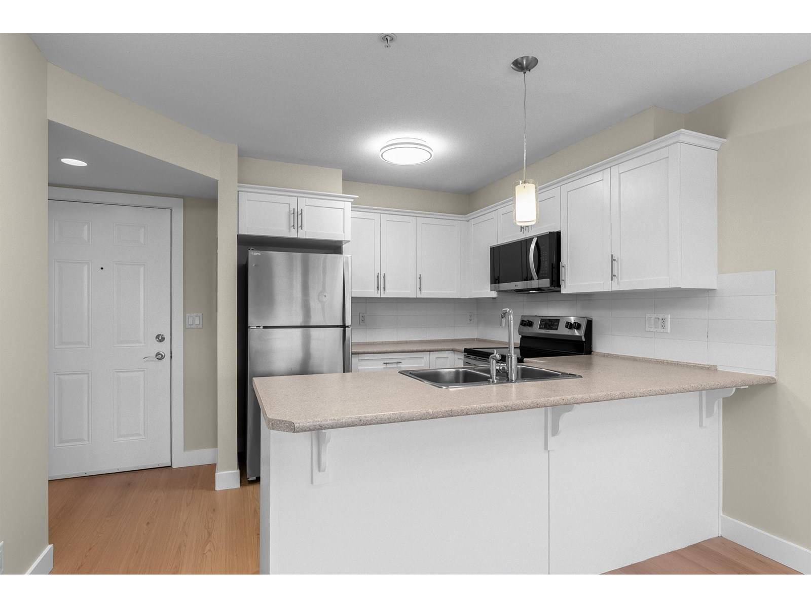 Chilliwack, BC V2P0B7,46150 BOLE AVE #202