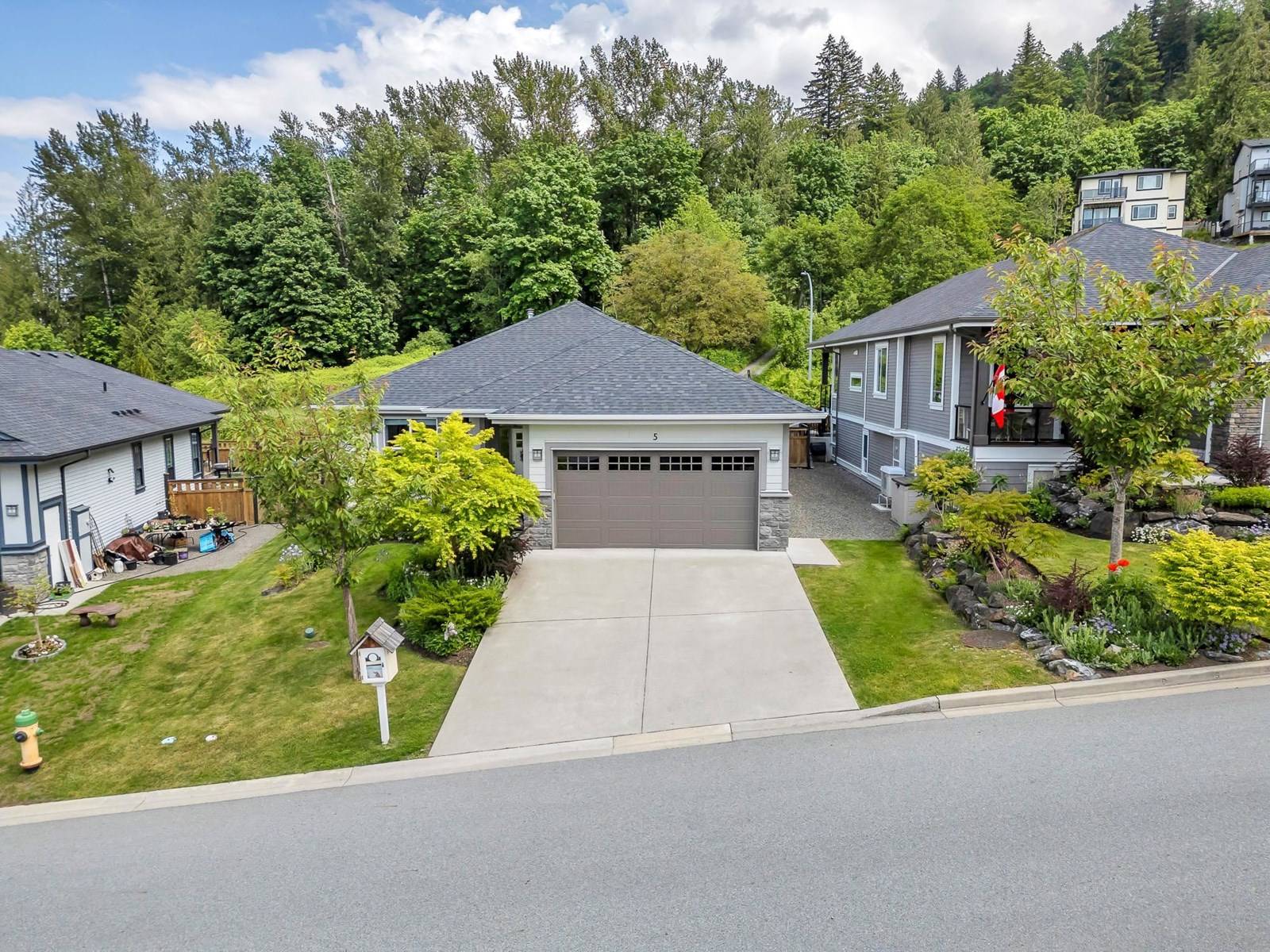 8295 NIXON RD #5, Chilliwack, BC V4Z0C8