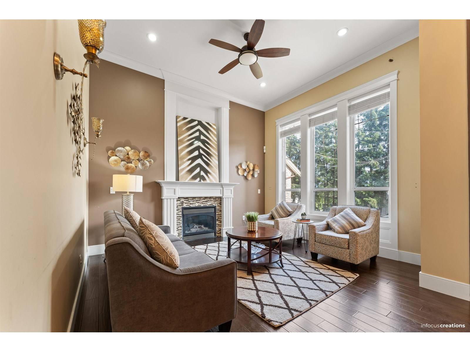Surrey, BC V3W2H8,14257 69 AVENUE