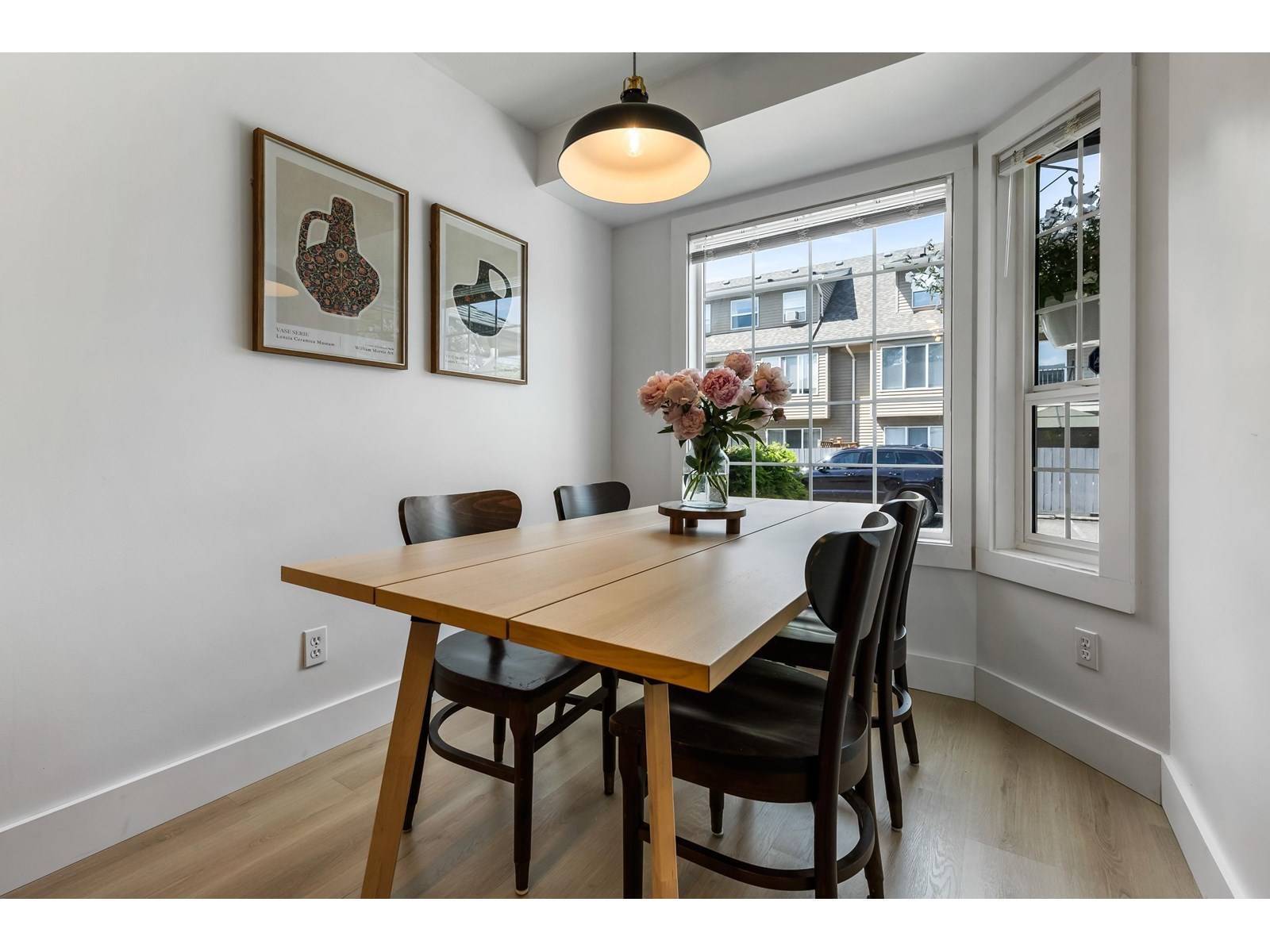 Chilliwack, BC V2P5V9,8933 BROADWAY ST #2