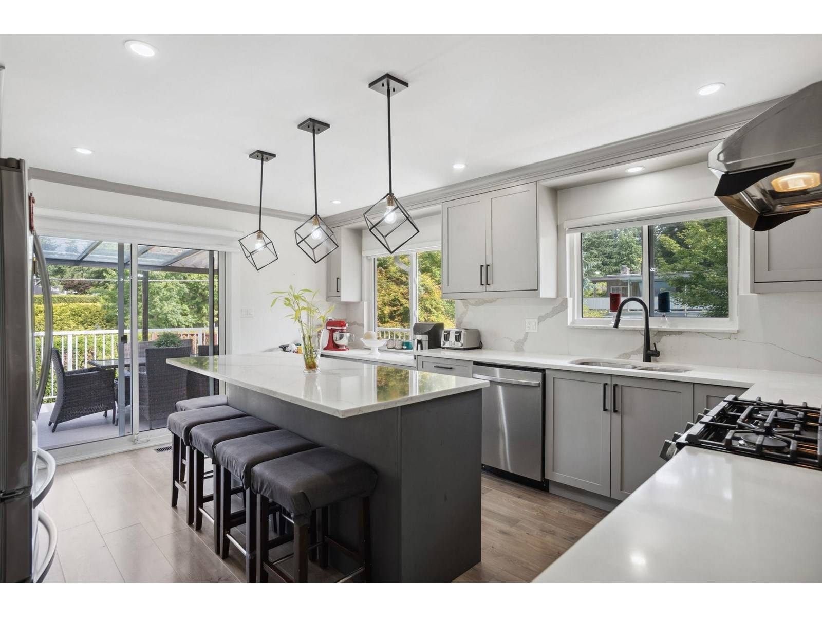 Delta, BC V4E1G1,11159 MASON PLACE