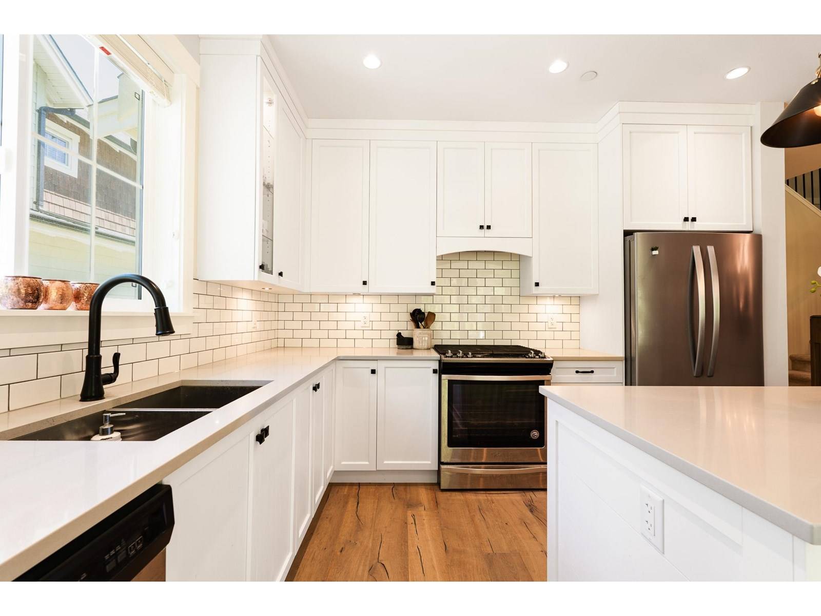 Chilliwack, BC V2R0Z4,43318 CREEKSIDE CIRCLE|Cultus Lake South