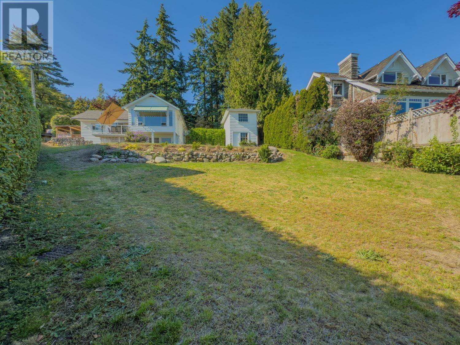 West Vancouver, BC V7V4G3,1960 ORCHARD WAY