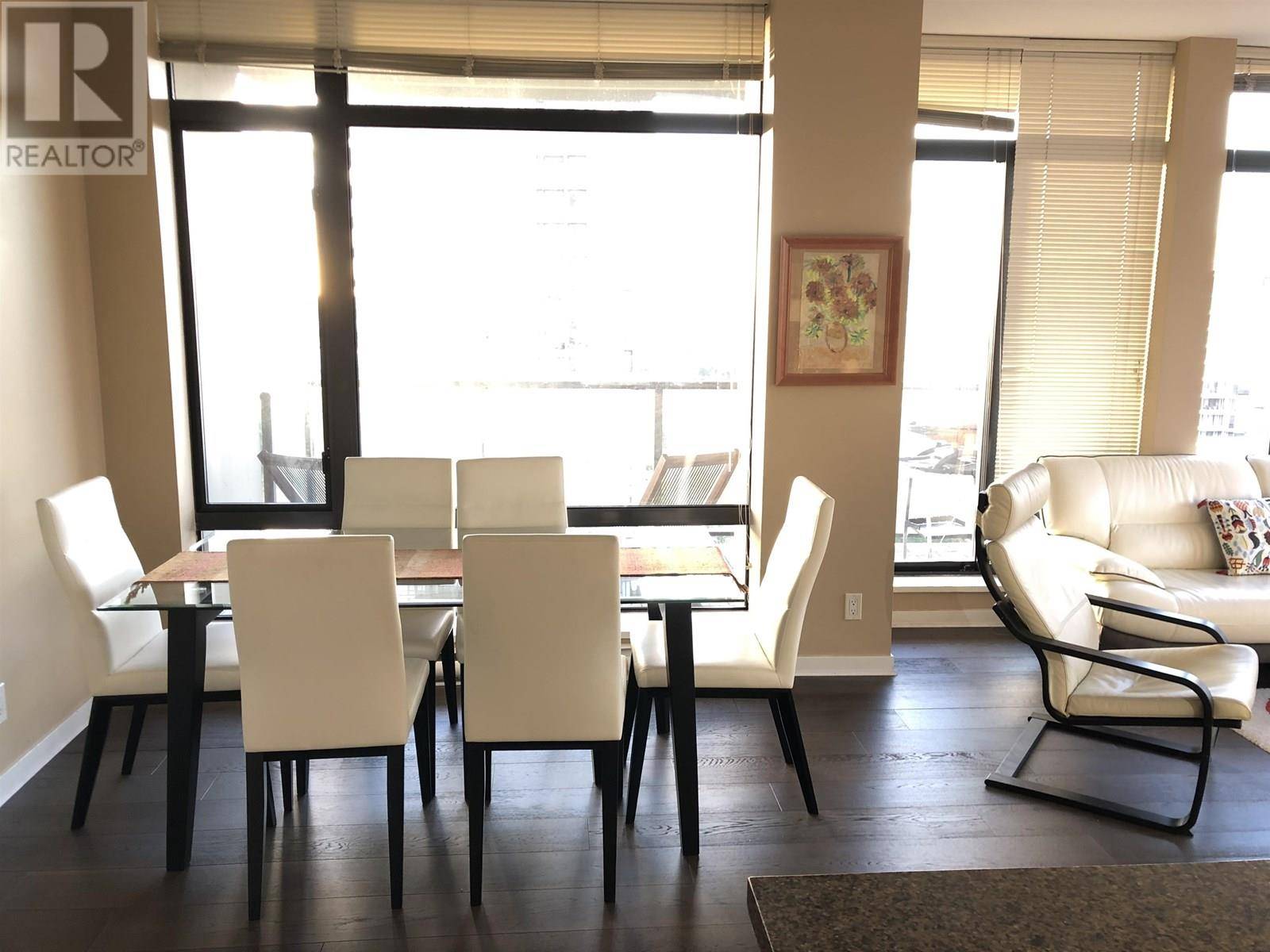 Burnaby, BC V5C0B3,2355 MADISON AVE #1604