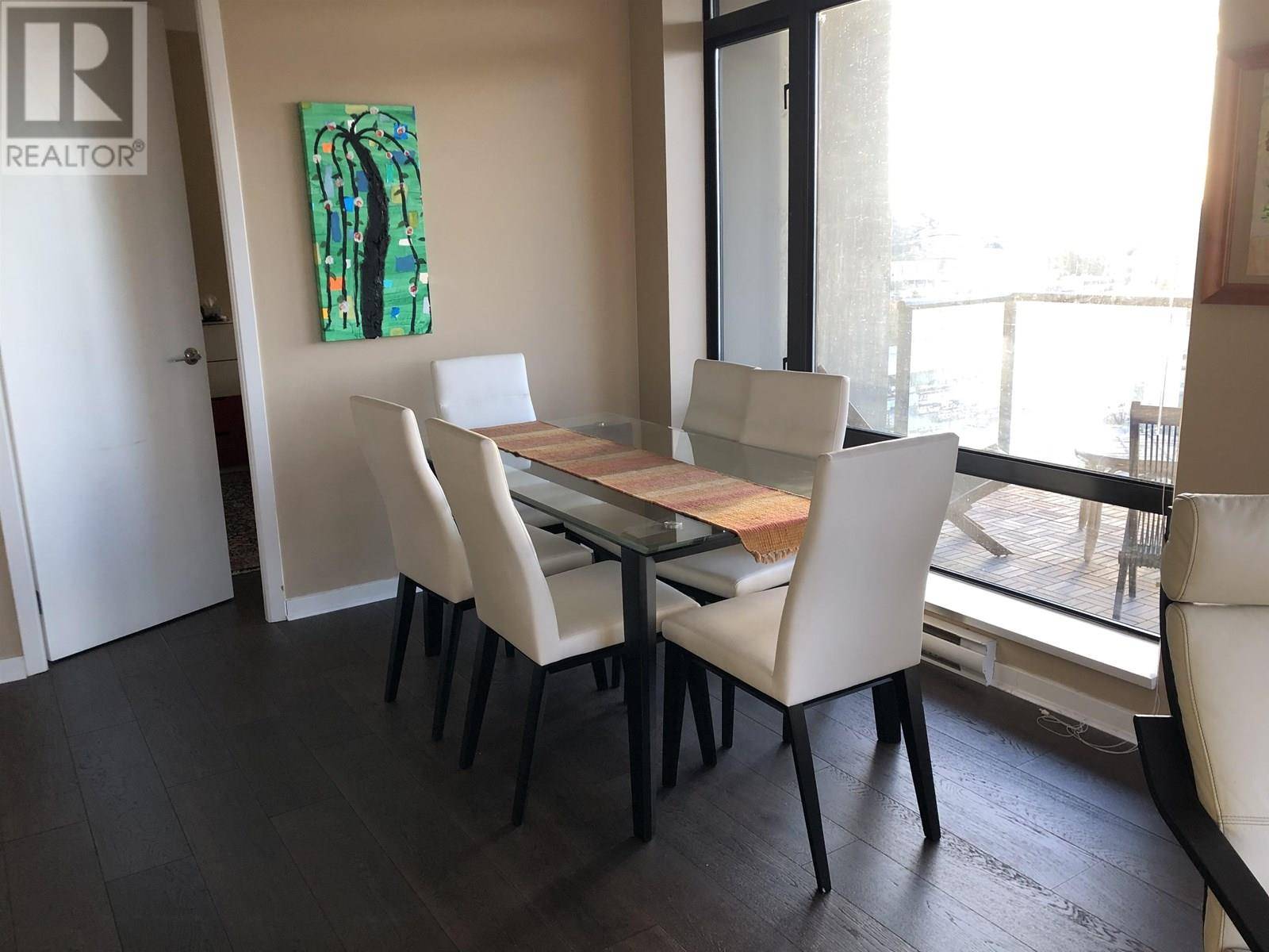 Burnaby, BC V5C0B3,2355 MADISON AVE #1604