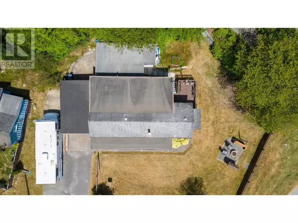 Sechelt, BC V7Z0E4,4598 WHITAKER ROAD