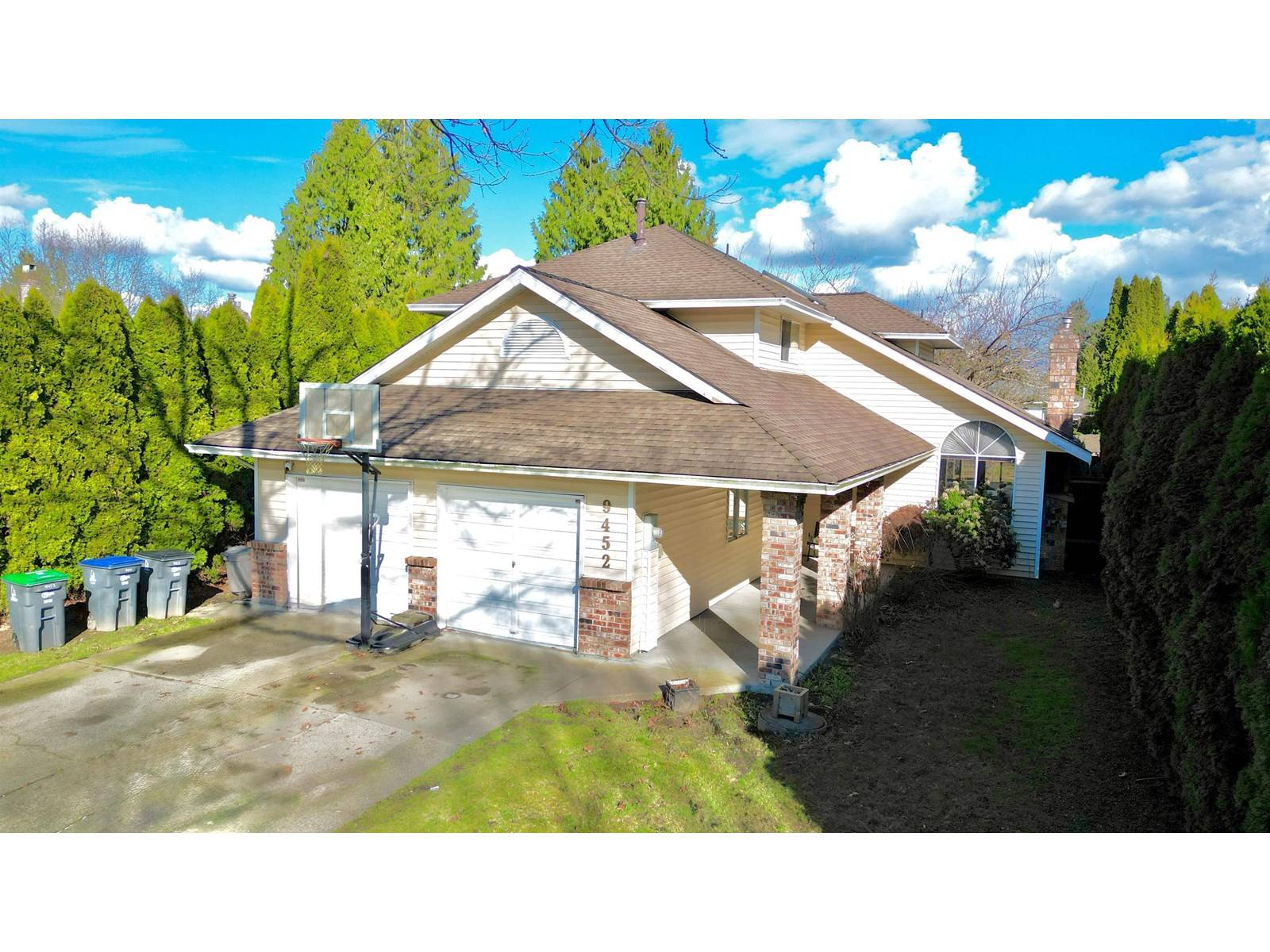 Surrey, BC V4N3B6,9452 157A STREET