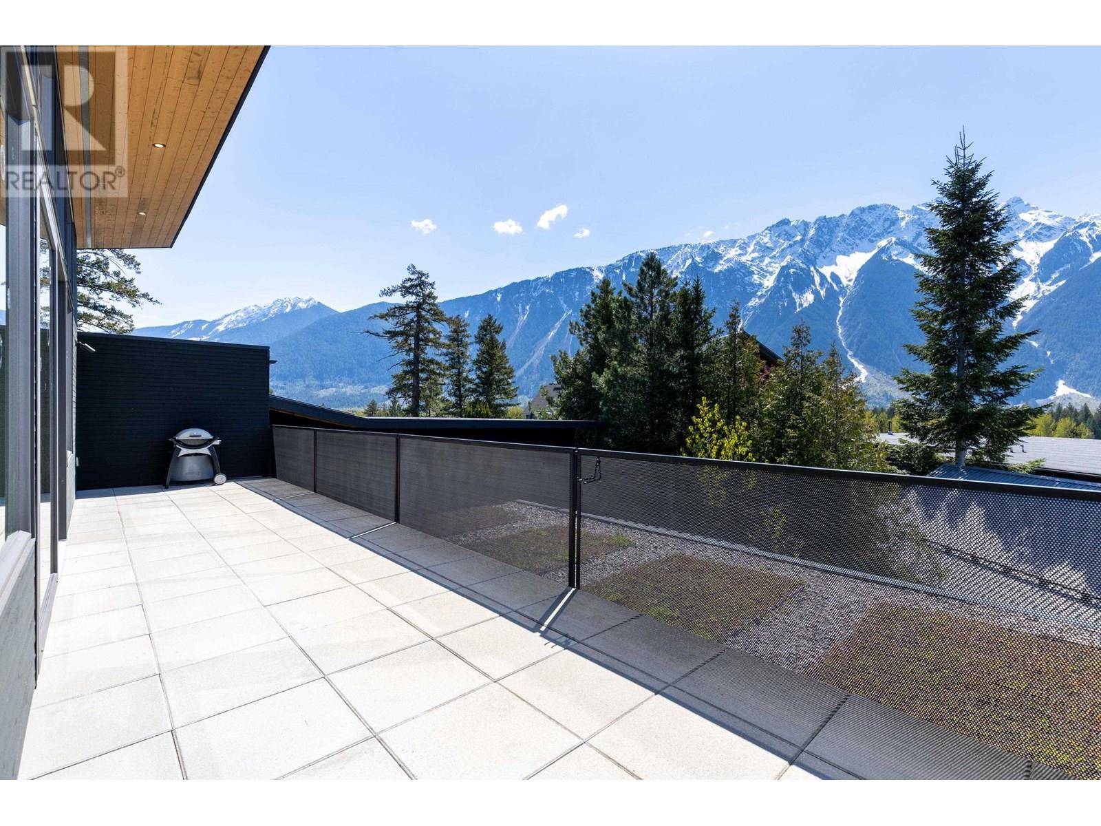 Pemberton, BC V0N2L3,1764 PINEWOOD DRIVE