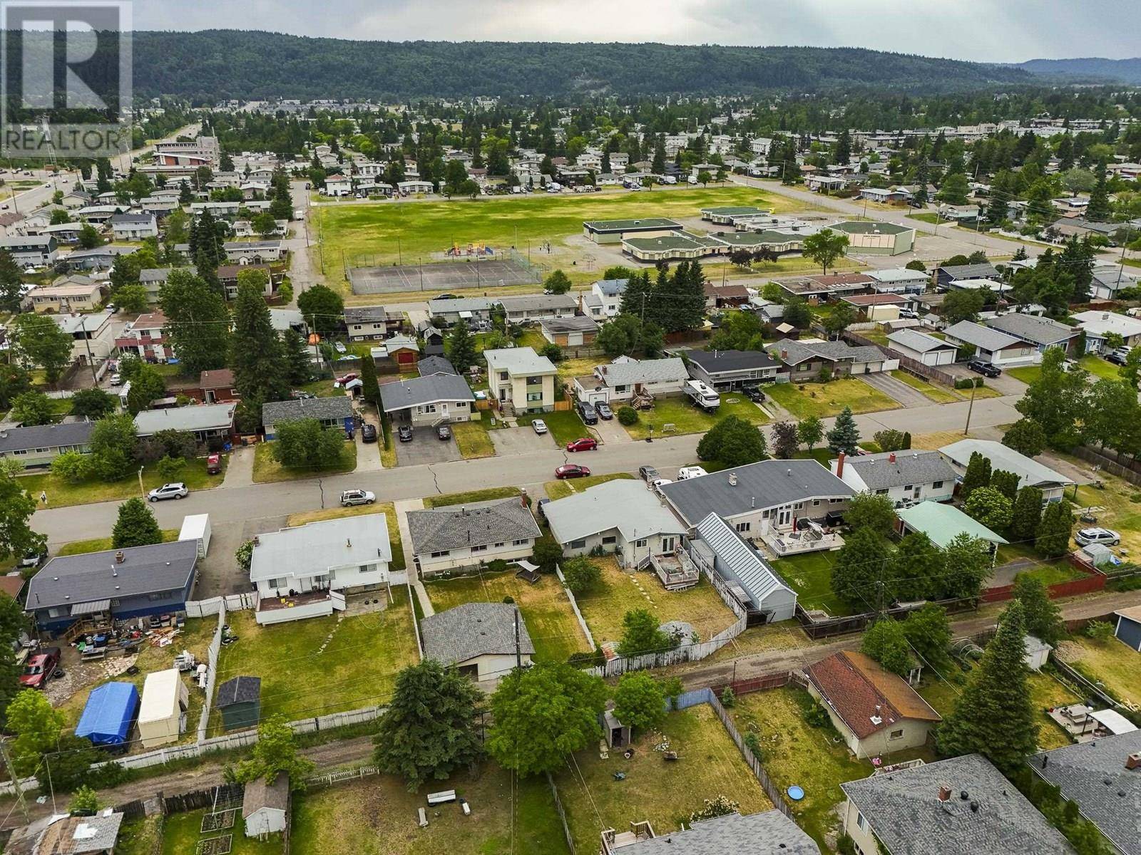 Prince George, BC V2M3L9,374 S NICHOLSON STREET