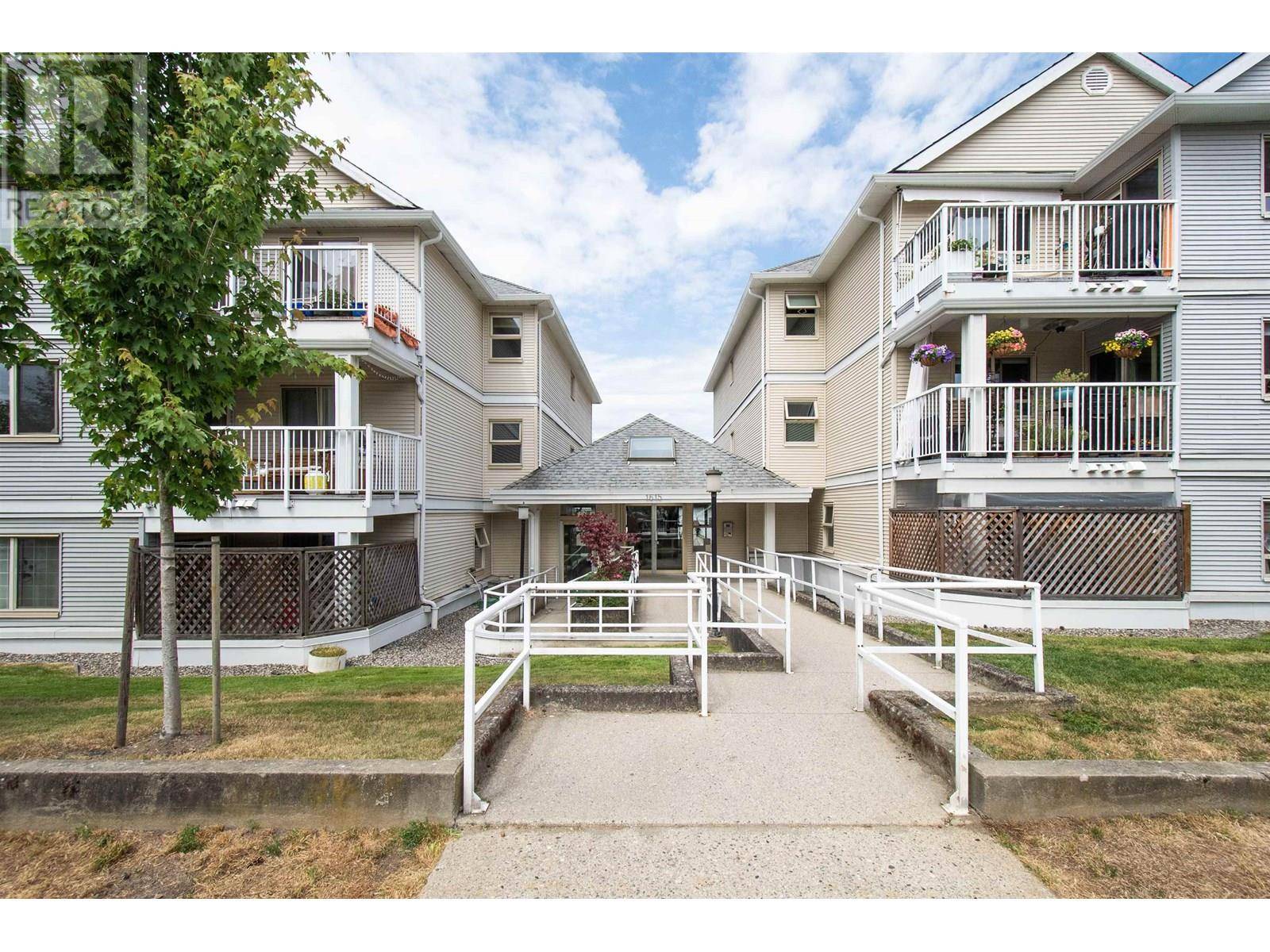 1615 FRANCES ST #305, Vancouver, BC V5L1Z3