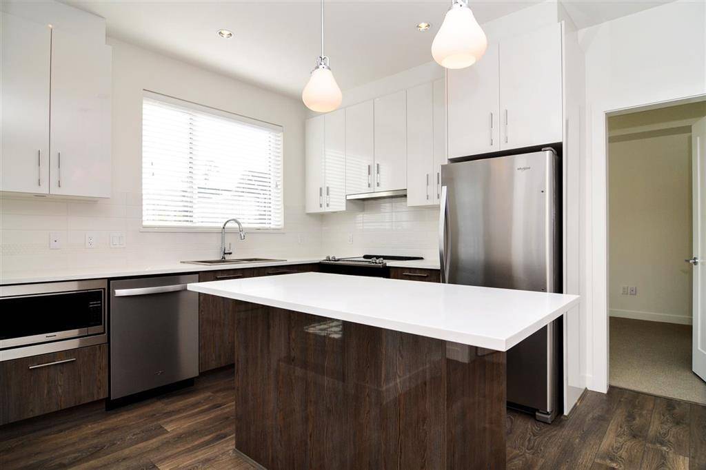 Langley, BC V2Y0Y5,20829 77A #216