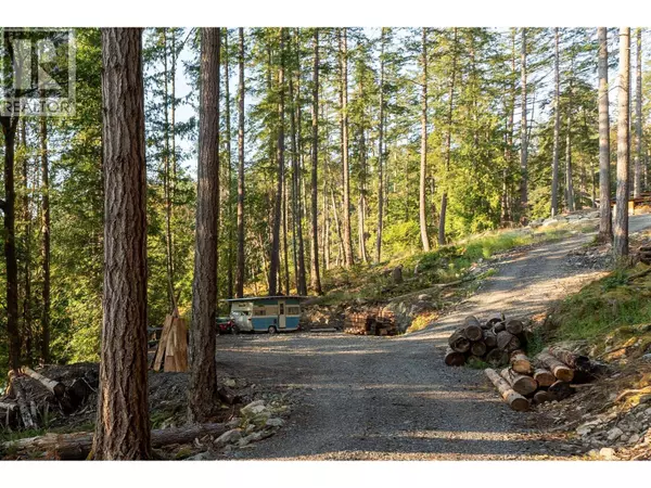 Bowen Island, BC V0N1G2,1701 JOAN AUDREY LANE