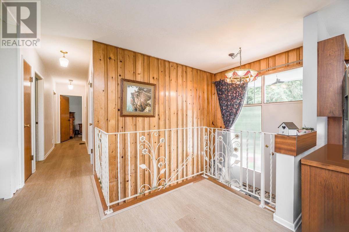Maple Ridge, BC V2W1G8,25050 MORRISETTE PLACE