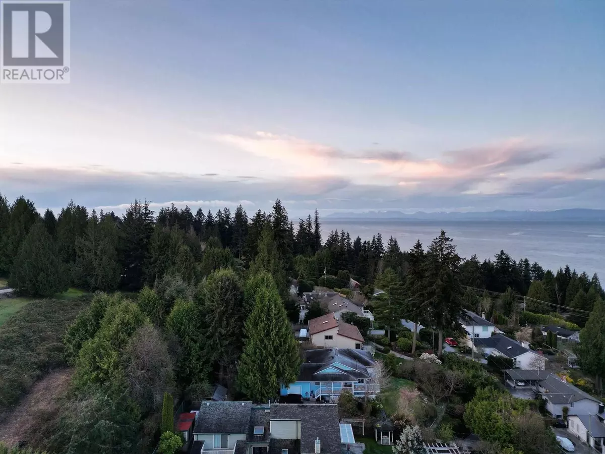 Sechelt, BC V7Z0C1,5174 RADCLIFFE ROAD