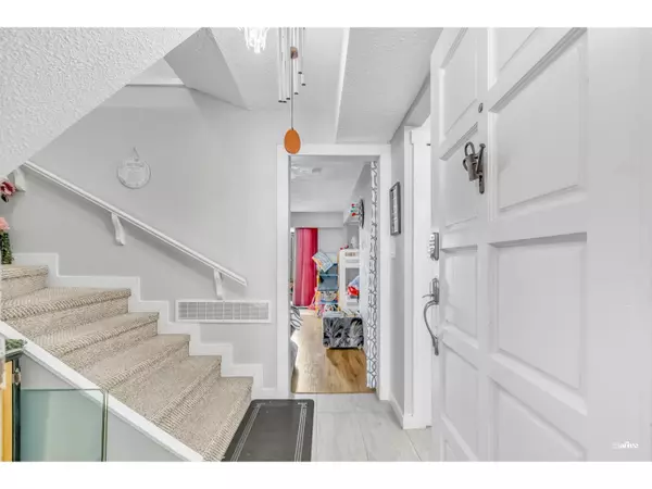 Abbotsford, BC V2S3N7,2241 MCCALLUM RD #9