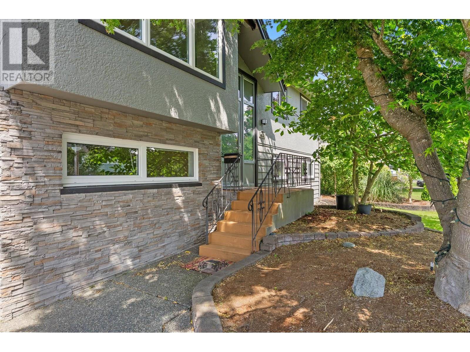 Delta, BC V4K3H8,4903 COLEMAN PLACE