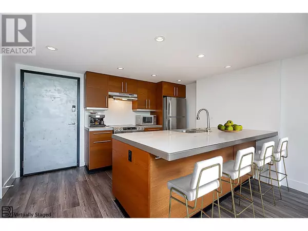 Vancouver, BC V6B6J3,1238 SEYMOUR ST #212