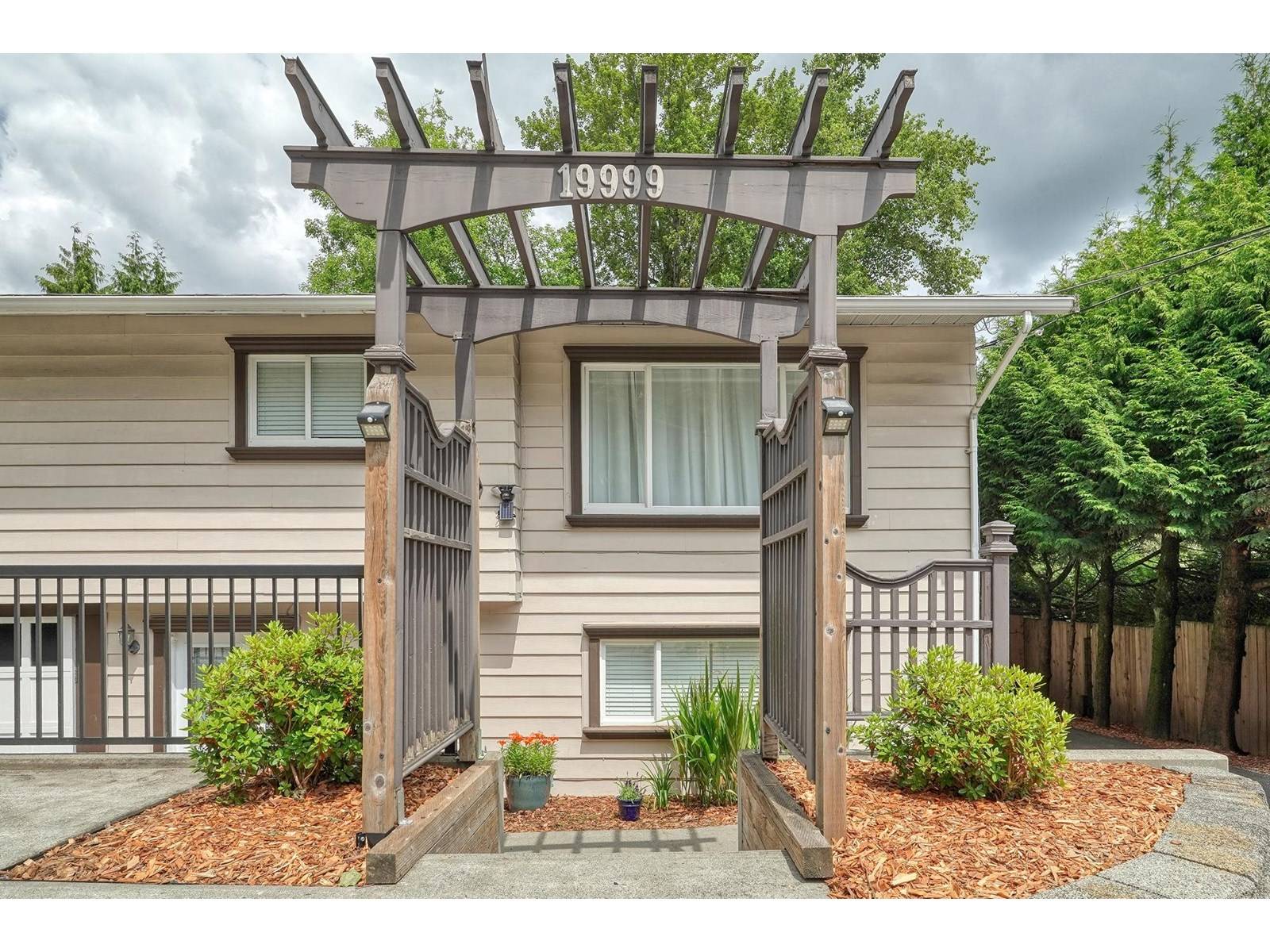Langley, BC V3A6P8,19999 50 AVENUE