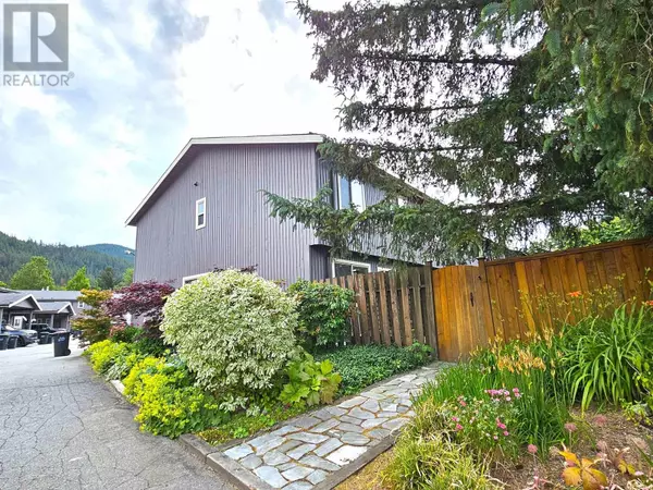Squamish, BC V0N1H0,41450 GOVERNMENT RD #33