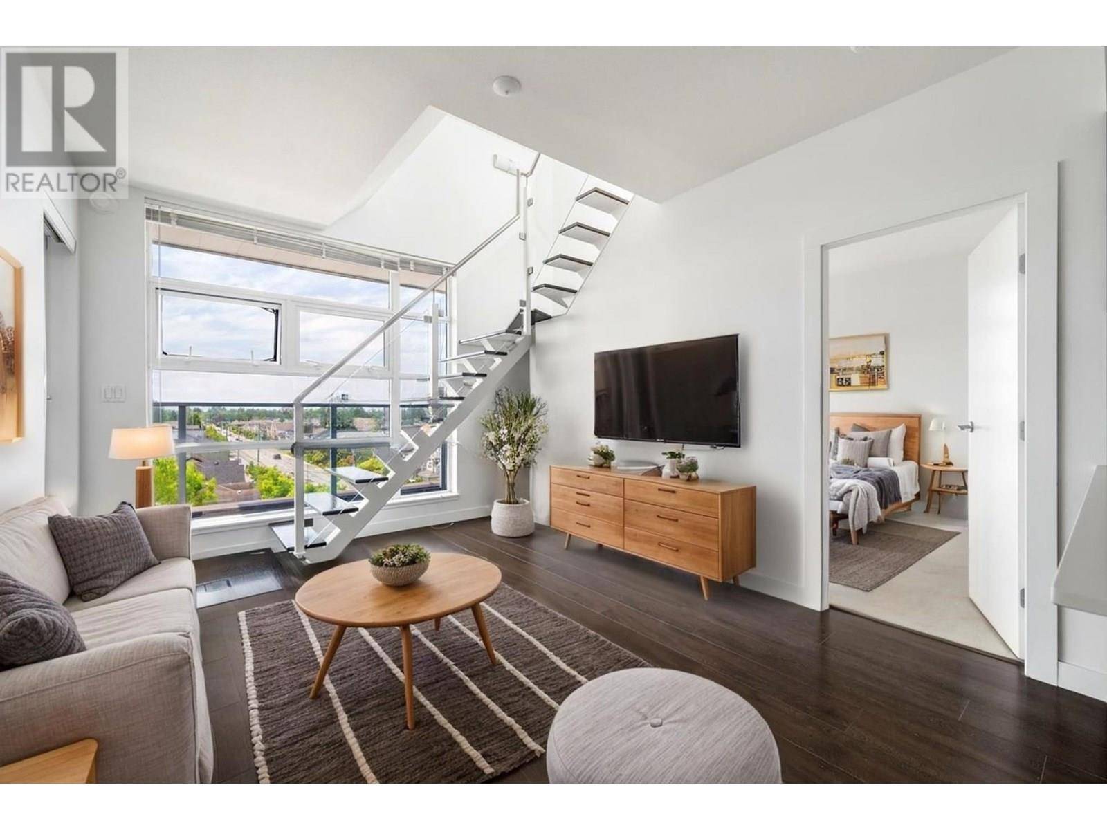 Richmond, BC V7A0A7,10020 DUNOON DR #500