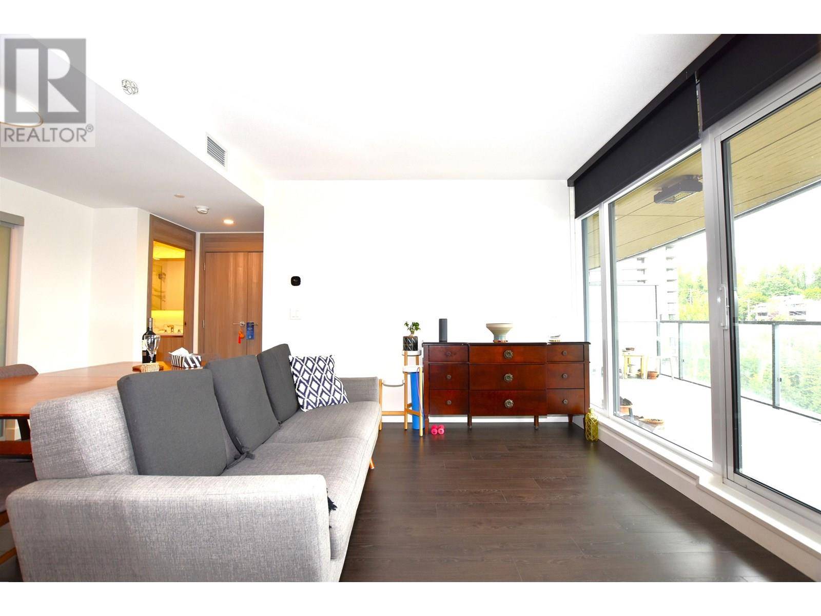 Burnaby, BC V5C0N2,4890 LOUGHEED HWY #608