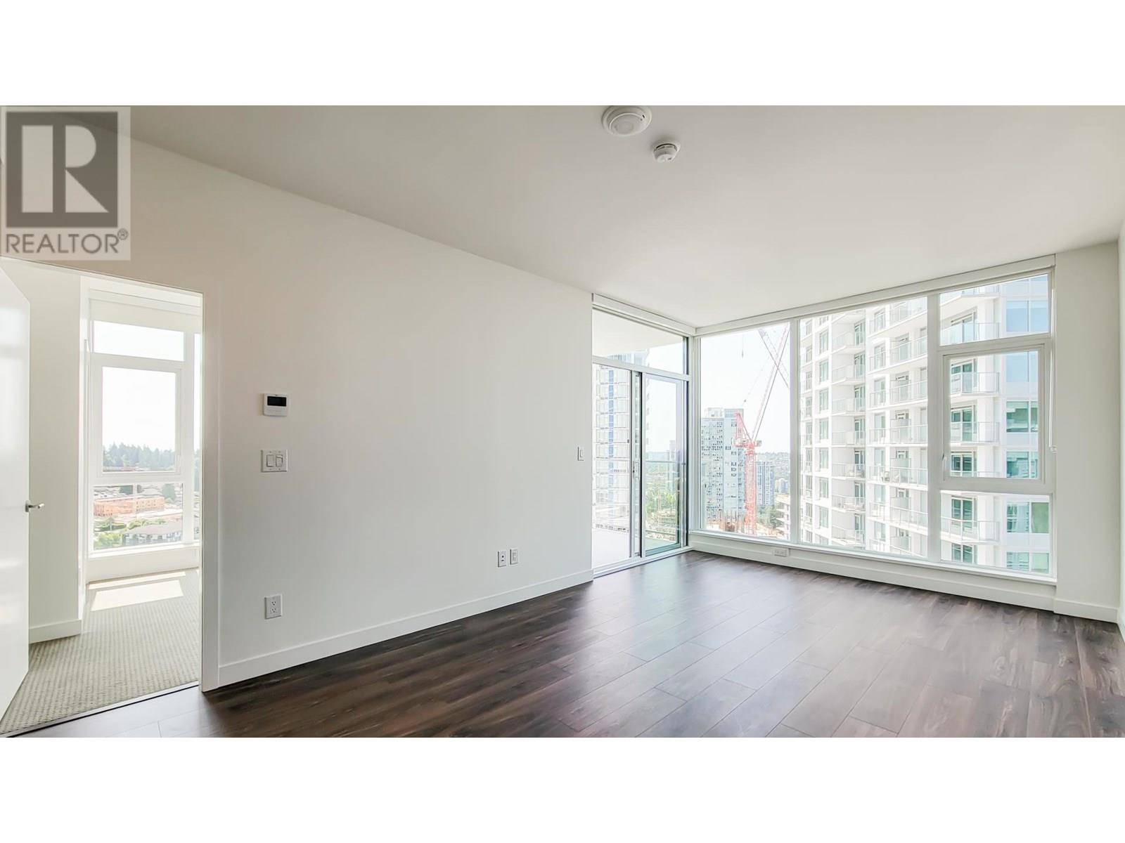 Coquitlam, BC V3J0S7,518 CLARKE RD #2106