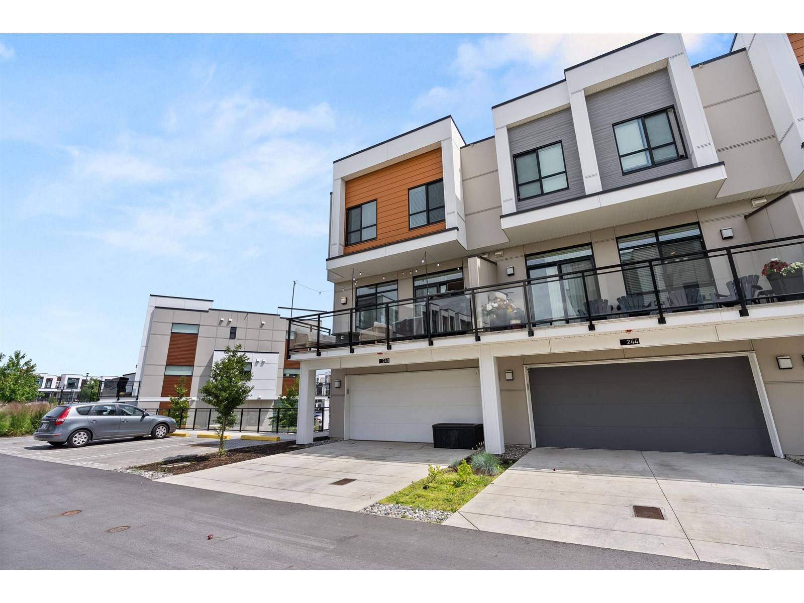 Chilliwack, BC V2S7H4,46150 THOMAS RD #243