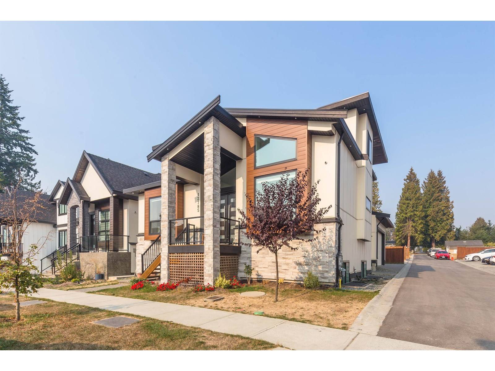 Surrey, BC V3X1T4,12785 59A AVENUE
