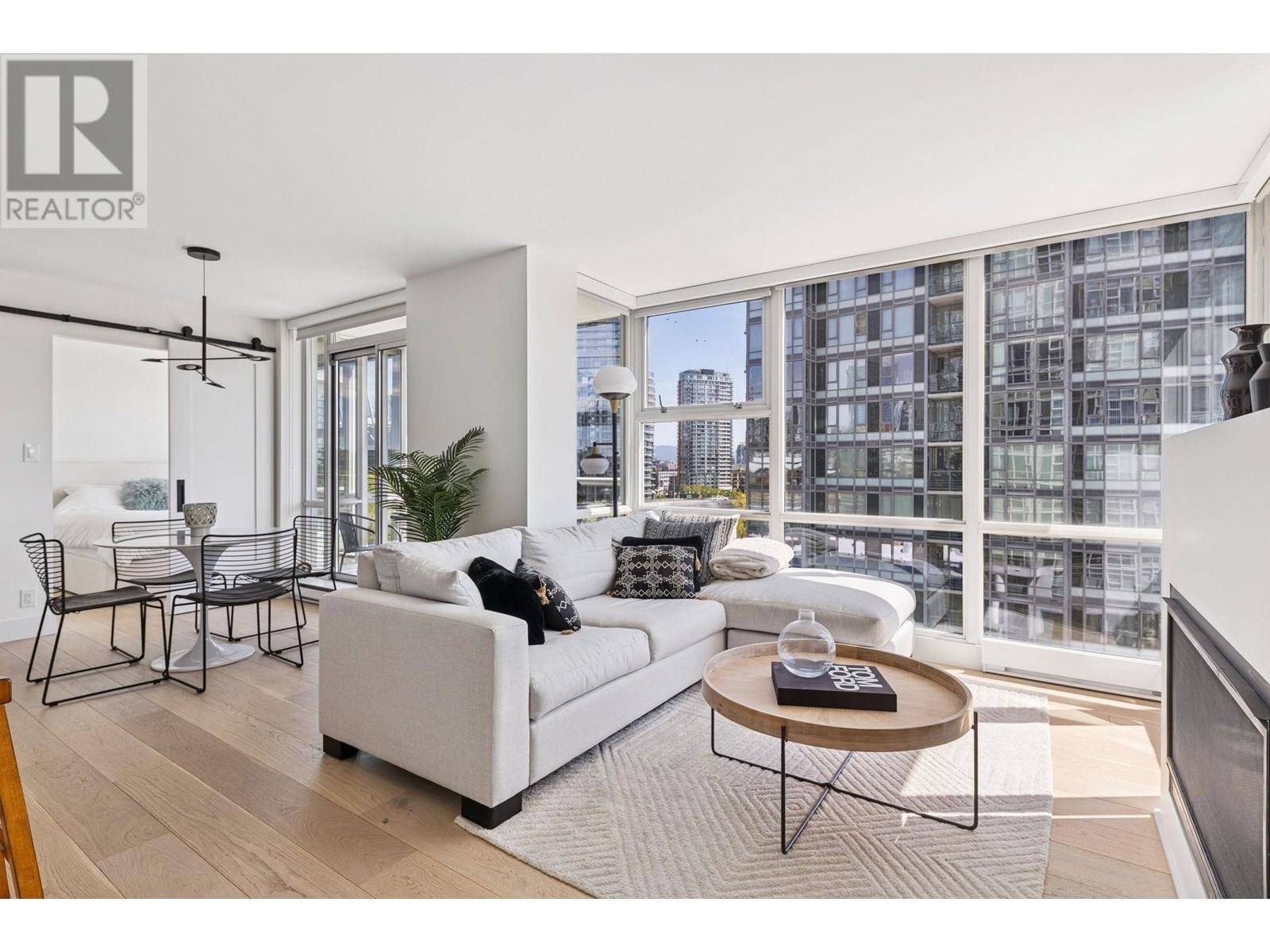 Vancouver, BC V6Z2Z5,1077 MARINASIDE CRES #801