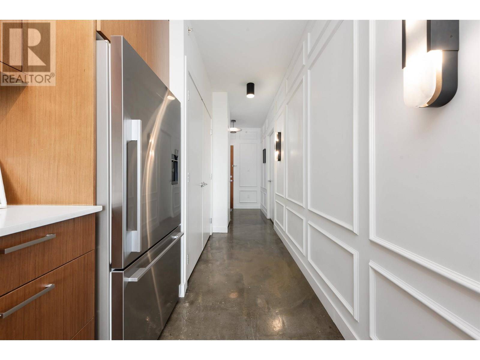 Vancouver, BC V6A0B4,221 UNION ST #415
