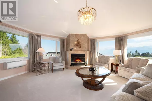 West Vancouver, BC V7W1B1,4228 ROCKRIDGE CRESCENT