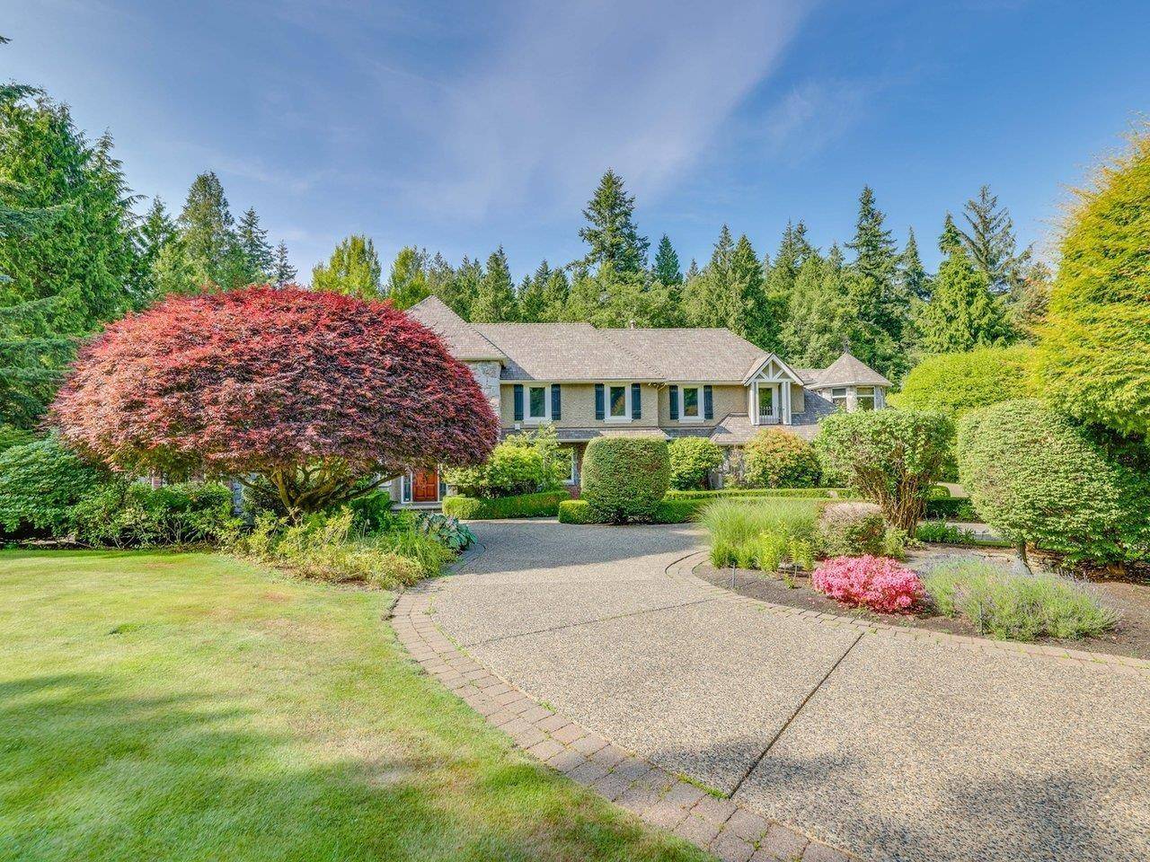 Surrey, BC V4P1Y6,13315 25 AVENUE