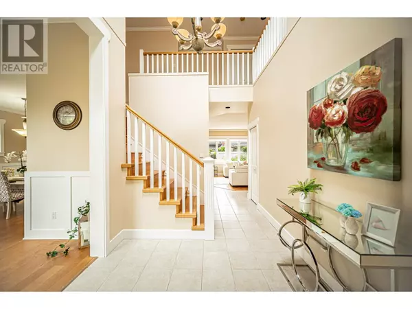 Richmond, BC V7C5T2,6828 HAMBER STREET