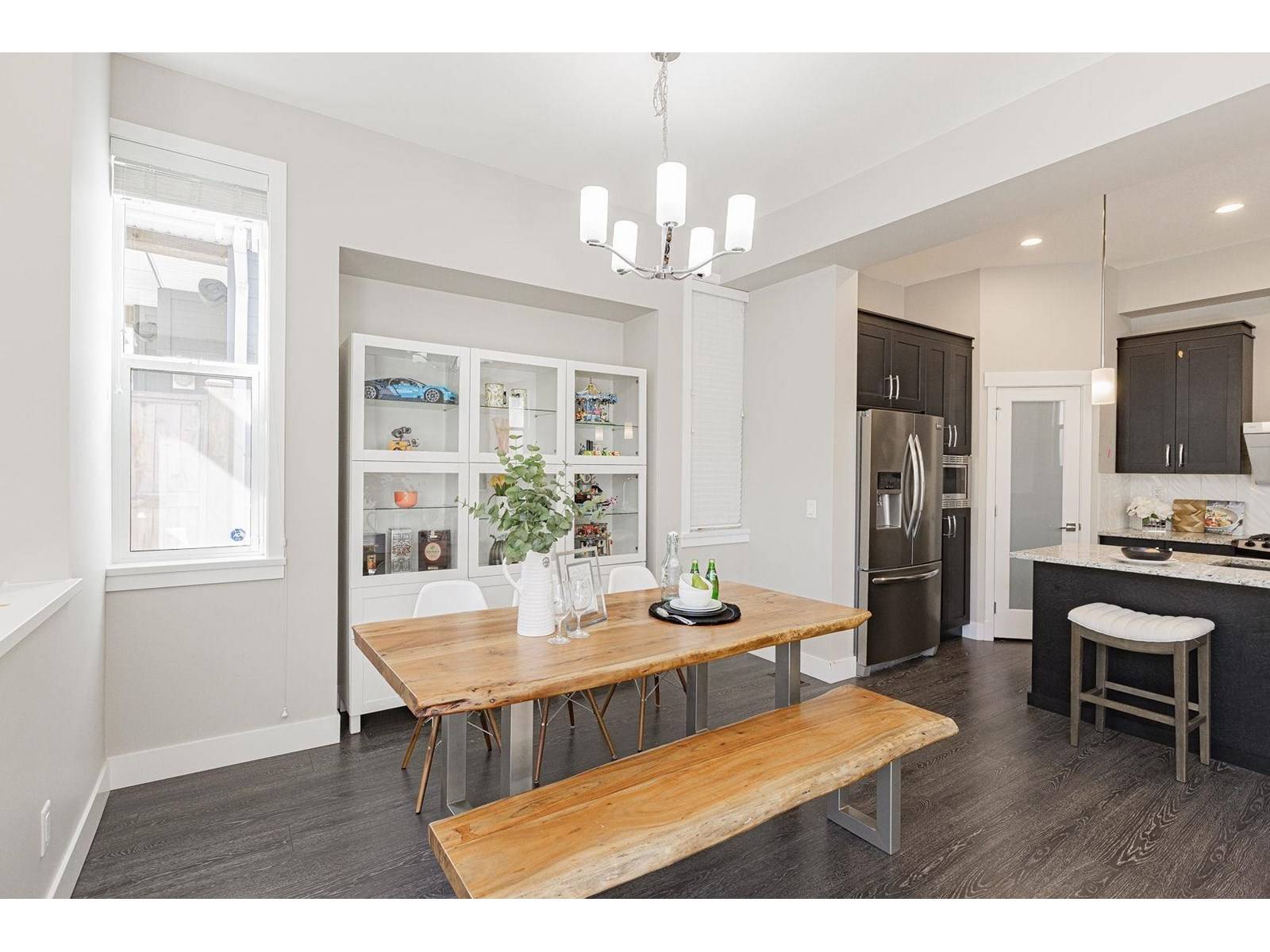 Surrey, BC V3Z0N4,15858 29A AVENUE