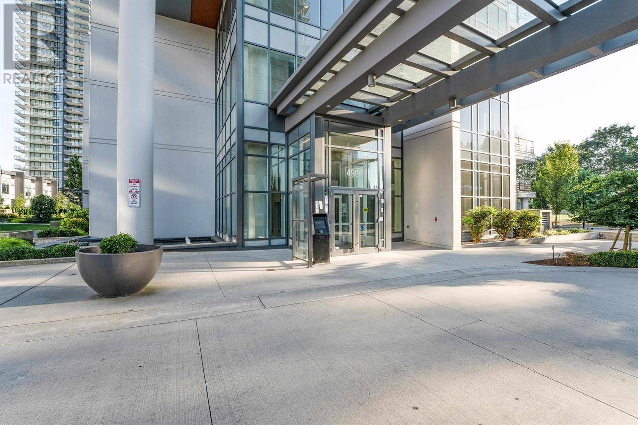 Burnaby, BC V5H0G9,4900 LENNOX LN #1104
