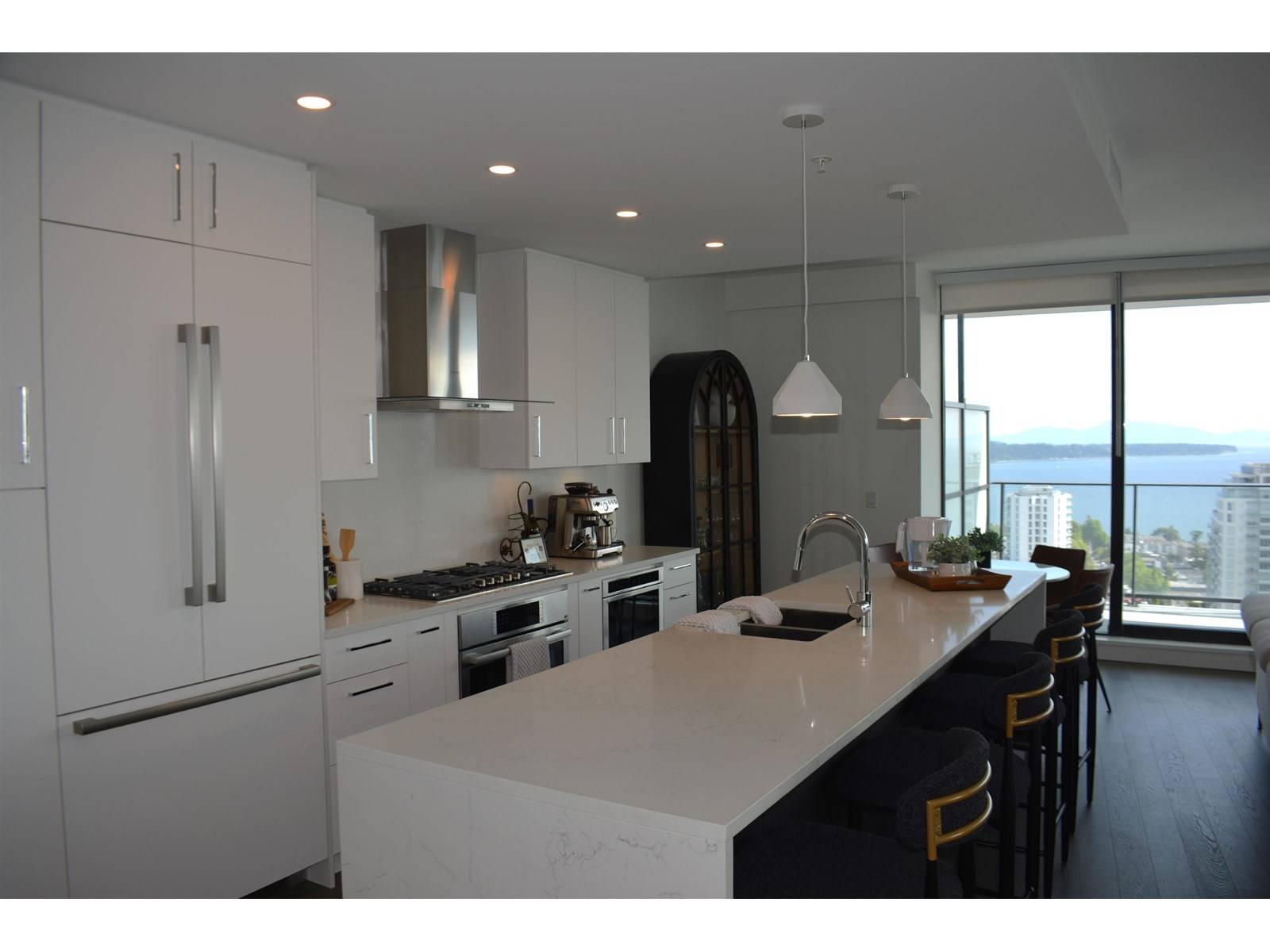 White Rock, BC V4B0C5,1588 JOHNSTON #1905