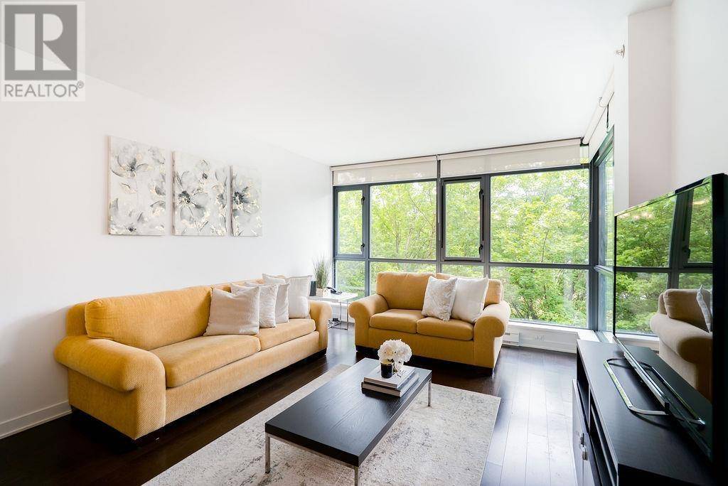 Vancouver, BC V5Z0A3,750 West 12TH AVE #403