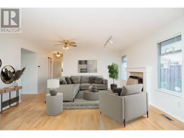 Maple Ridge, BC V2X0M6,12320 206 STREET