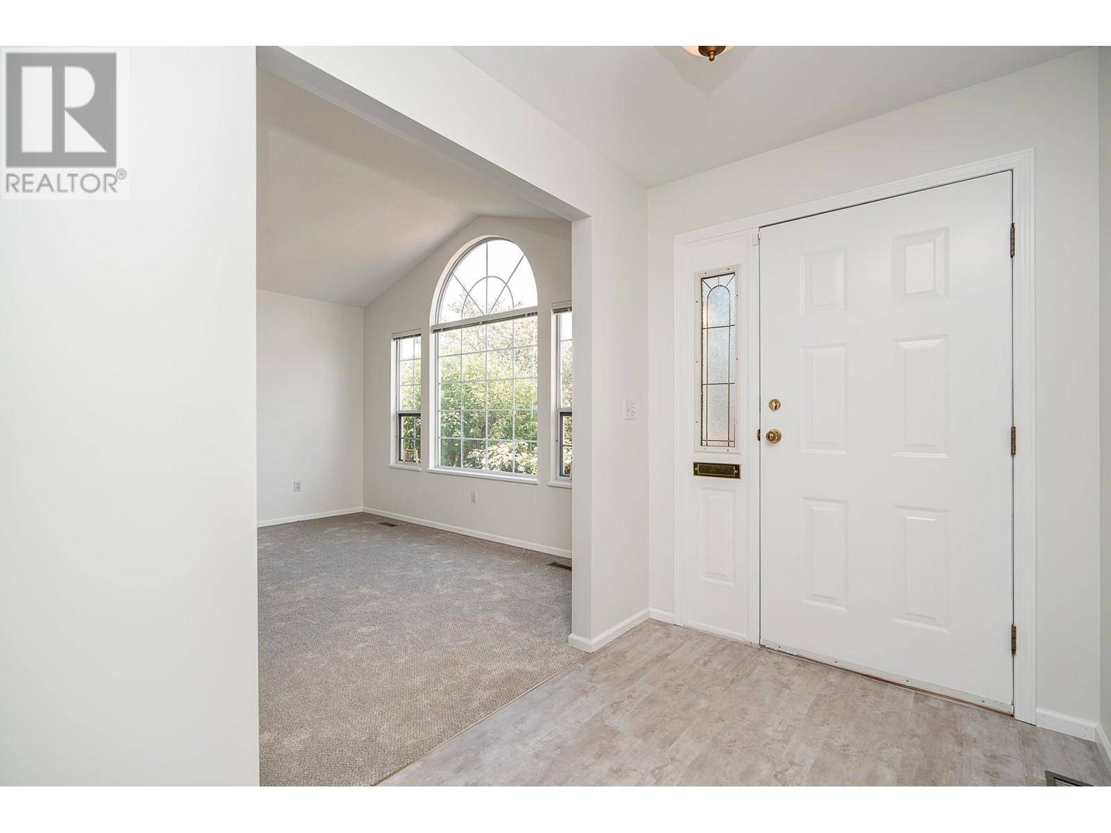 Maple Ridge, BC V2X0M6,12320 206 STREET