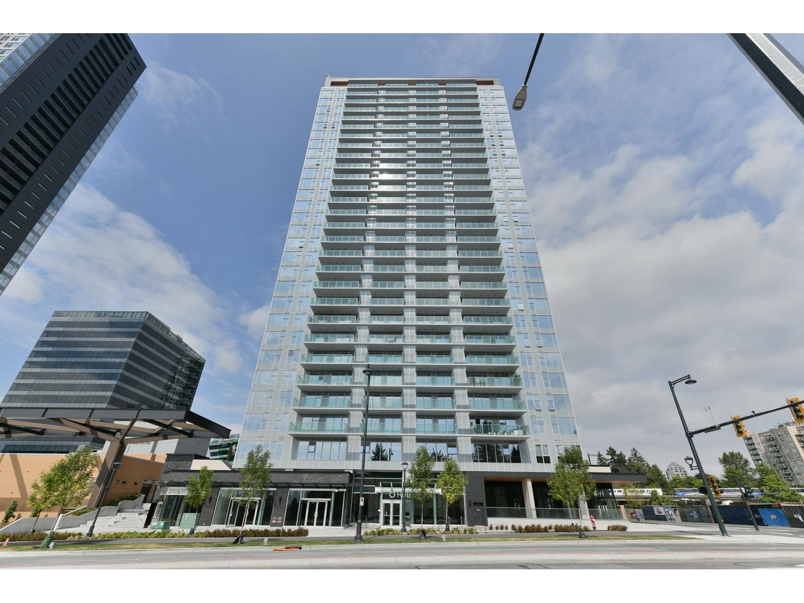13655 FRASER #1906, Surrey, BC V3T0P8