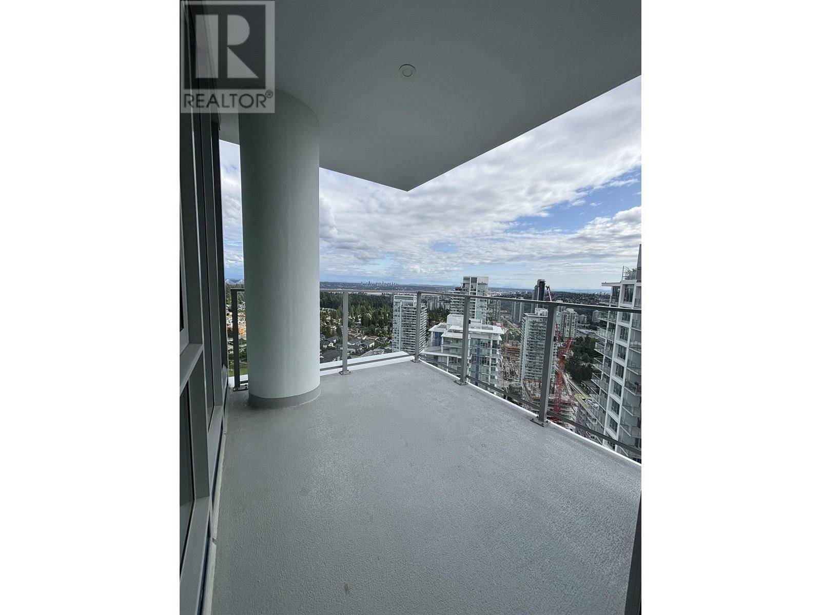 Coquitlam, BC V3J0S7,518 CLARKE RD #3606