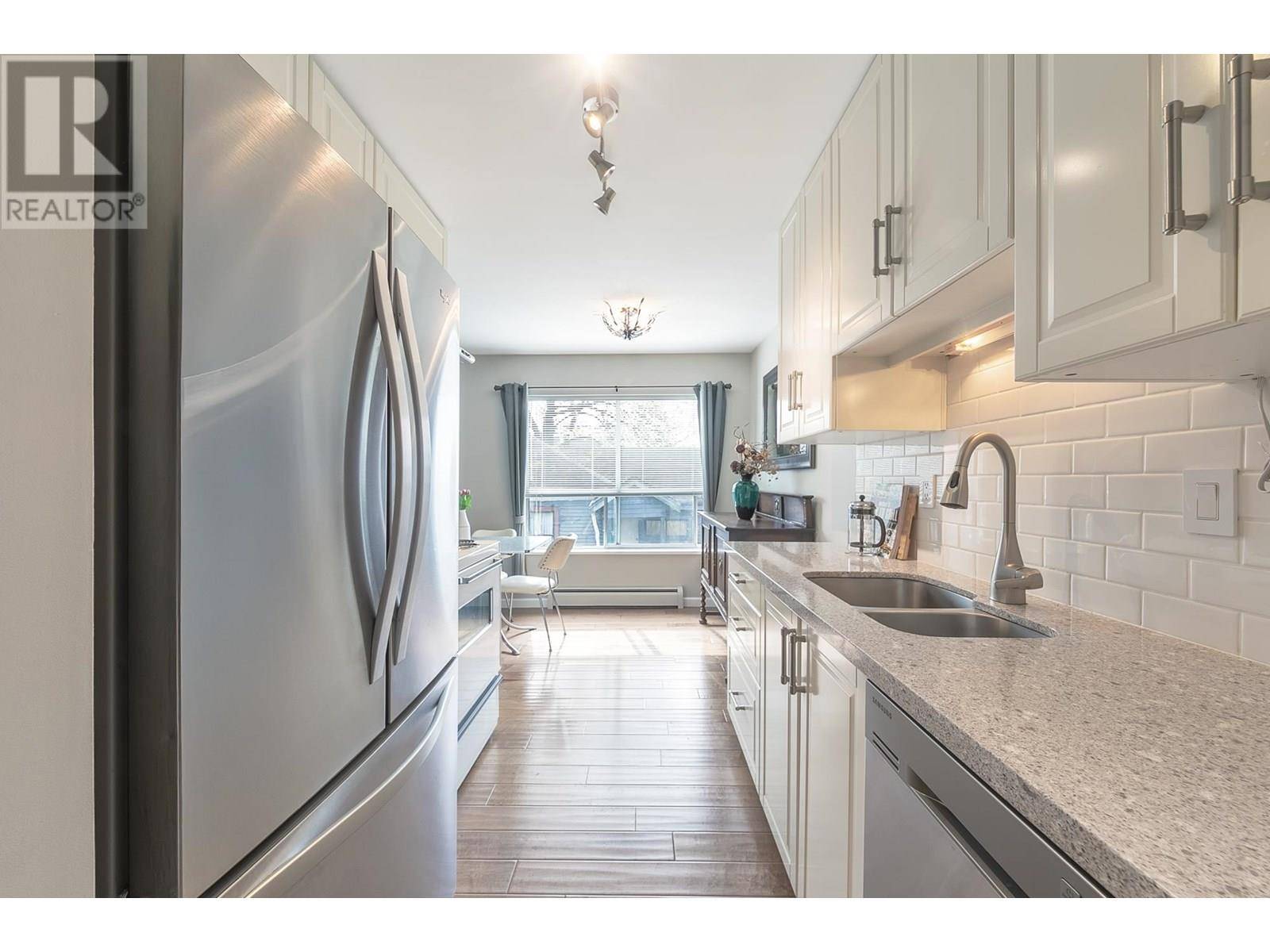 New Westminster, BC V3M4B2,230 MOWAT ST #213