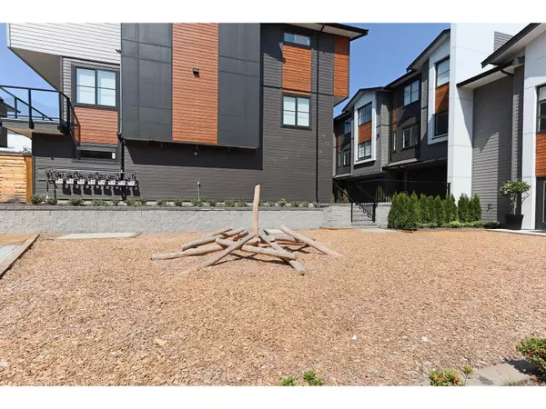 Surrey, BC V4N0K3,16160 78B #15