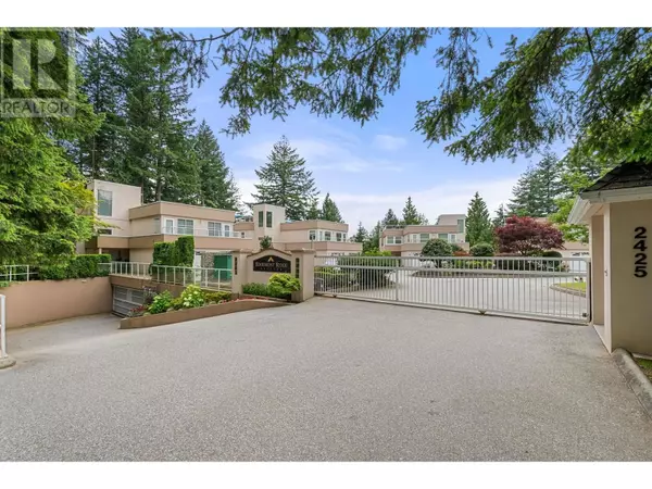 2425 EDGEMONT BLVD #13, North Vancouver, BC V7P2L2