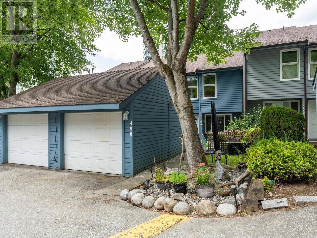 Port Moody, BC V3H3Z6,496 LEHMAN PLACE